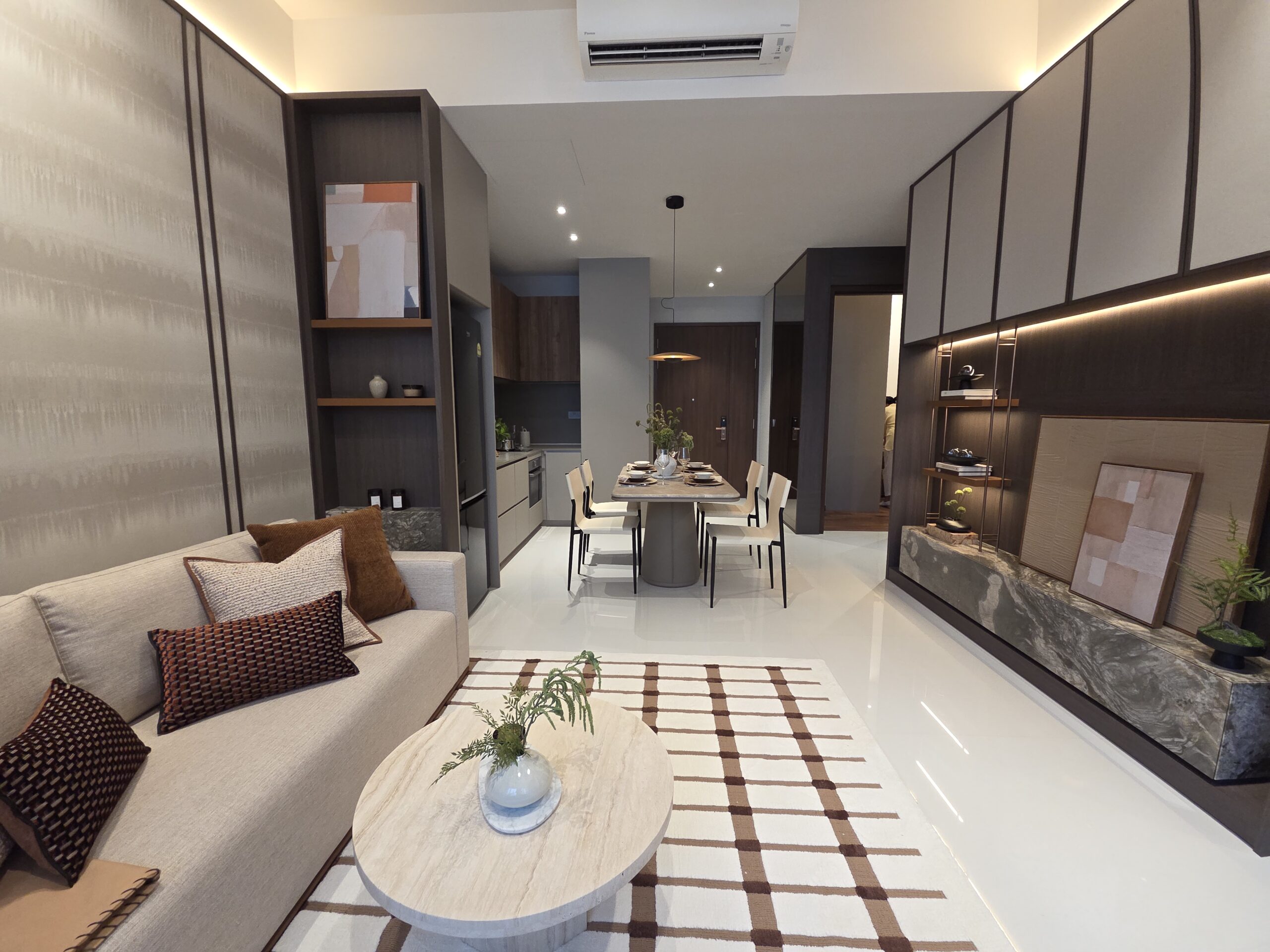 Brand New Showflat ID unit